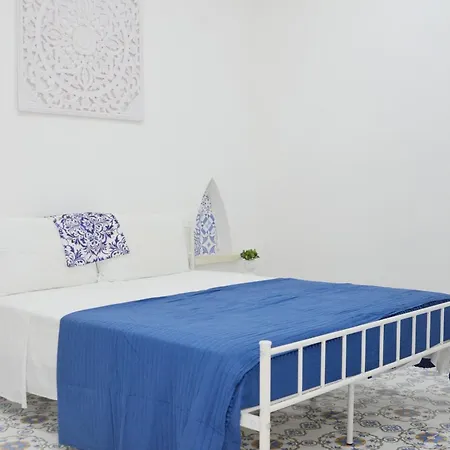 Dallavi Guest house